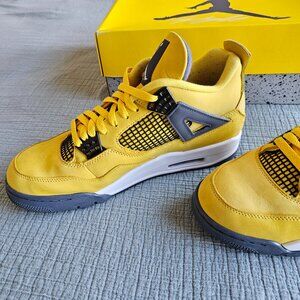Jordan 4 Retro Lightning (2021) (US Size 10.5)
